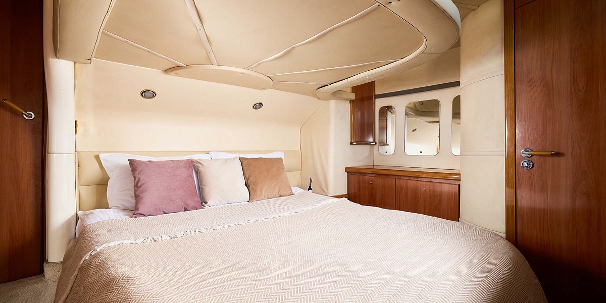 Аренда яхты Sealine F43 Monte Carlo в Питере, Санкт-Петербург